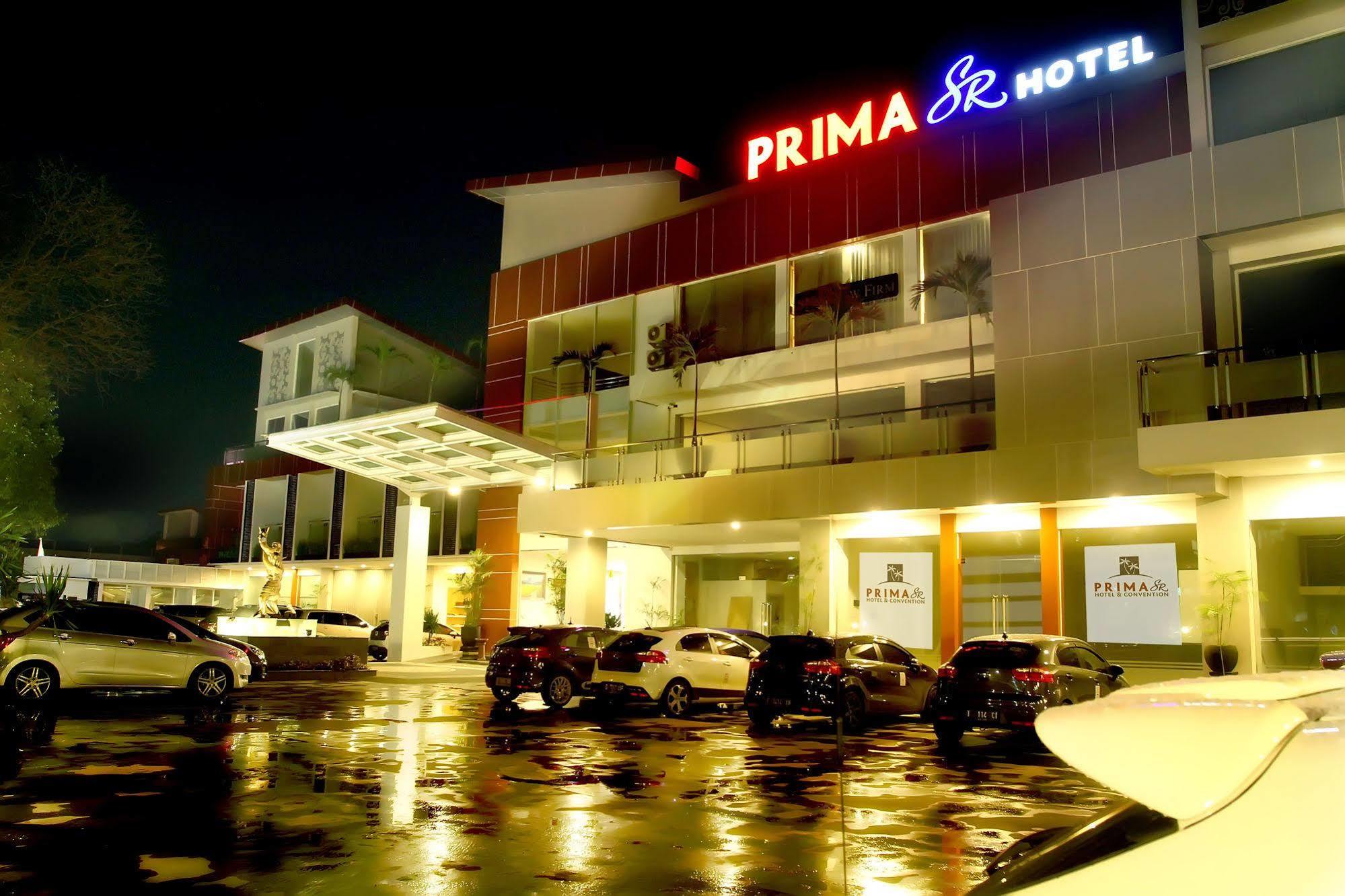 Prima Sr Hotel & Convention Yogyakarta Слеман Экстерьер фото